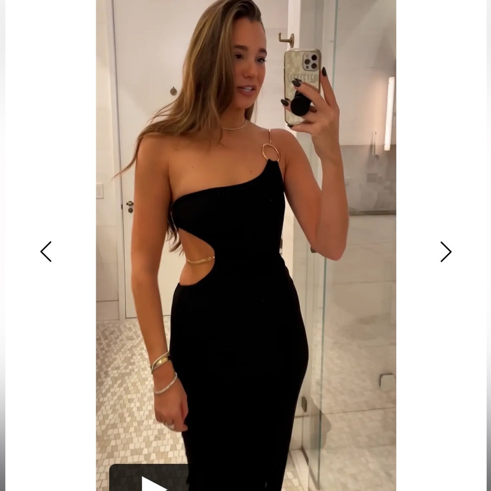 SNAKE CHAIN JERSEY KNIT CUT OUT MAXI DRESS IN BLACK, SIZE L